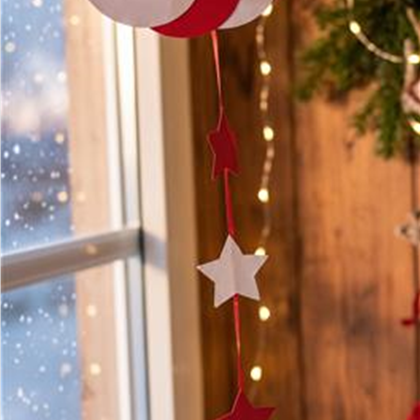Mit-Mach-Bastelaktion "Weihnachtlicher Papierhänger"