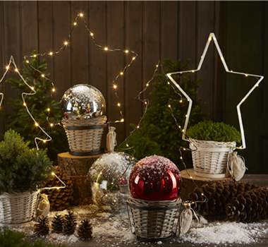 WEIHNACHTEN VOR DER HAUSTüR! WEIHNACHTEN VOR DER HAUSTüR!