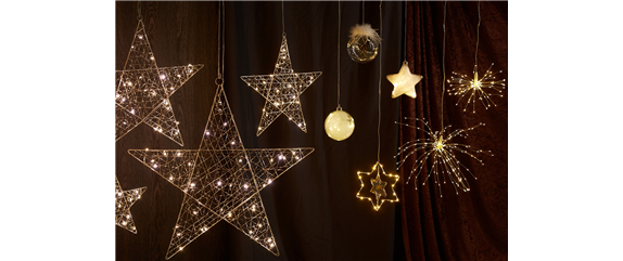 DEKORATIVE BELEUCHTUNG IN DER WEIHNACHTSZEIT FüR INNEN.