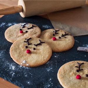 IN DER WEIHNACHTSBäCKEREI.